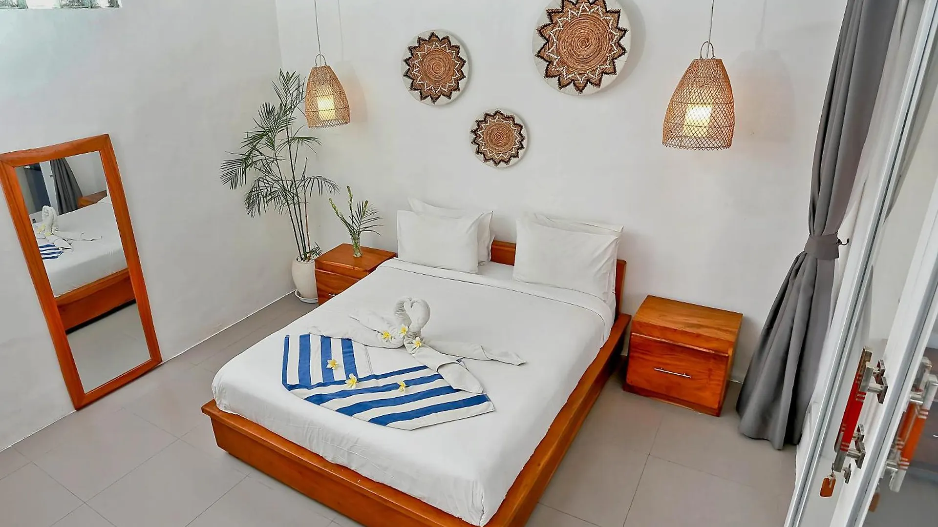 Villa Elijah Seminyak Indonesien